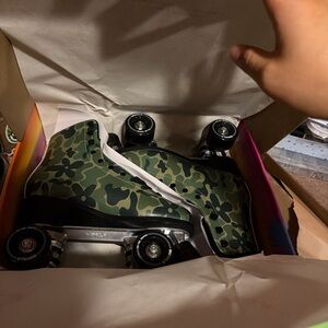 Impala Camo floral Roller Skates
